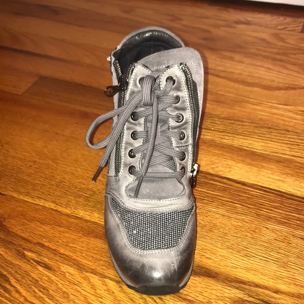 Sneaker Wedges